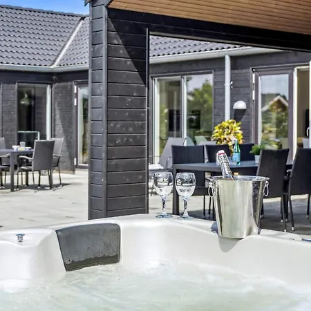 Prázdninový dům 5 Star In *